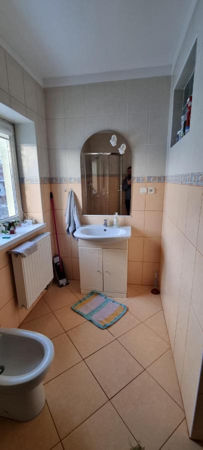 W Komornikach Privatunterkunft